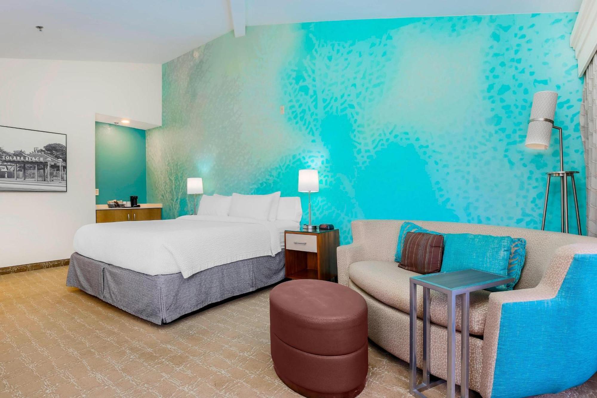 Courtyard By Marriott San Diego Del Mar/Солана Бич Экстерьер фото