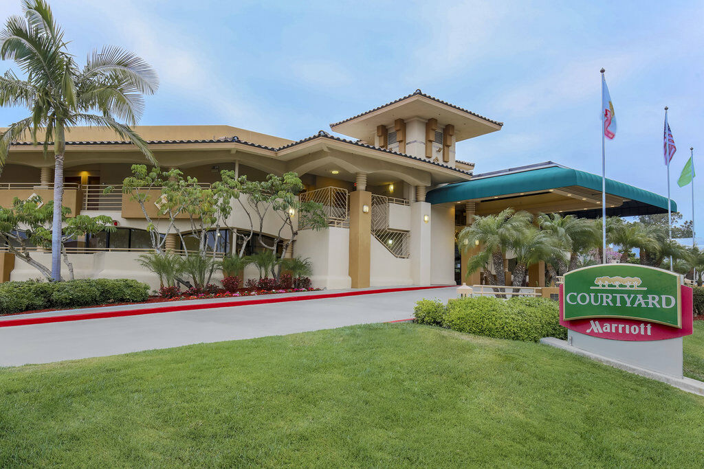 Courtyard By Marriott San Diego Del Mar/Солана Бич Экстерьер фото